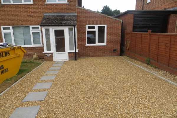 Side extension, new driveway and patio in Tilehurst - Side extension to provide dining area to home
